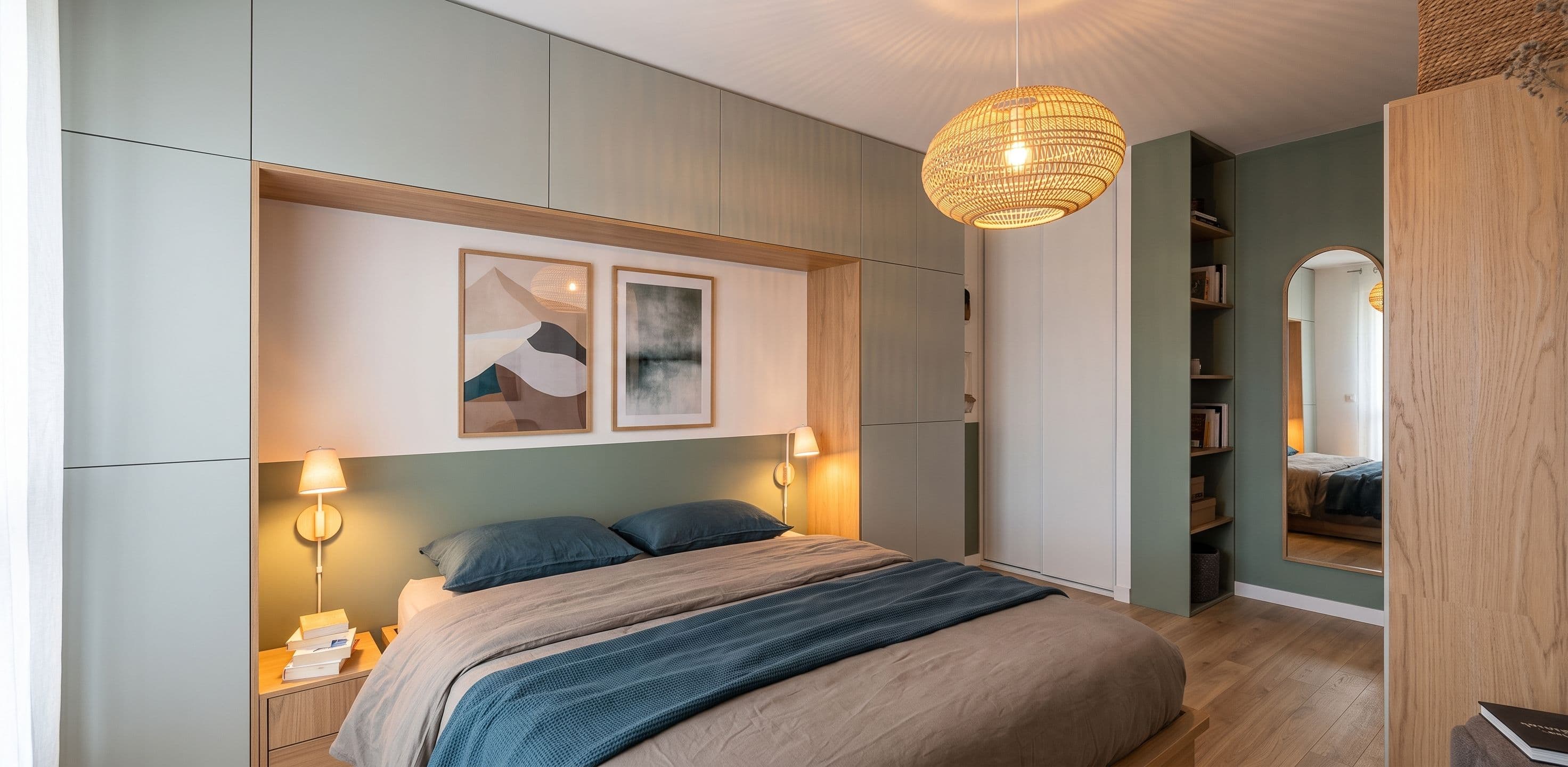 Chambre avec rangements sur-mesure vert sauge, projet Clamart